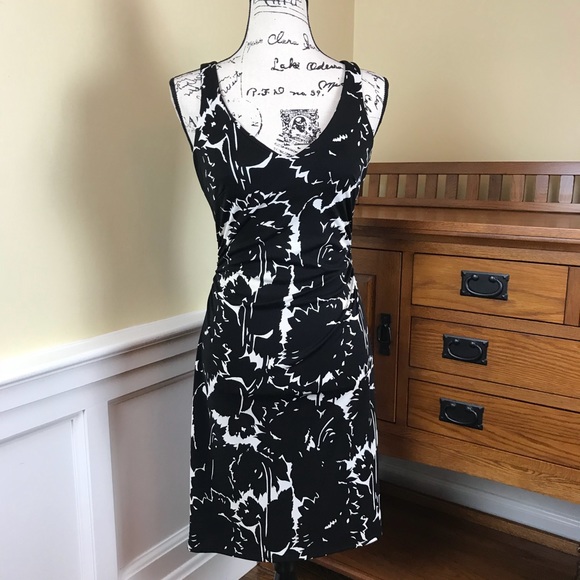 Express Dresses & Skirts - Express Black and White Floral Sleeveless Dress